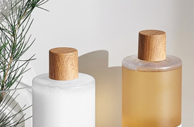 تأسست في عام 2005، وتبلغ مساحتها 13000 متر مربع من مباني المصانع القياسية، وهي عبارة عن مجموعة من البحث والتطوير والإنتاج والمبيعات في إحدى شركات مواد تغليف مستحضرات التجميل.